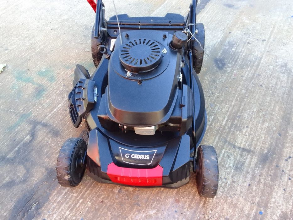 Kosiarka i podkasiarka