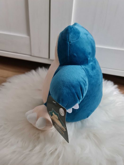 Pokemon Snorlax pluszak 25 x 30 cm
