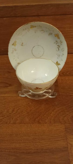 Tacinha com prato antiga