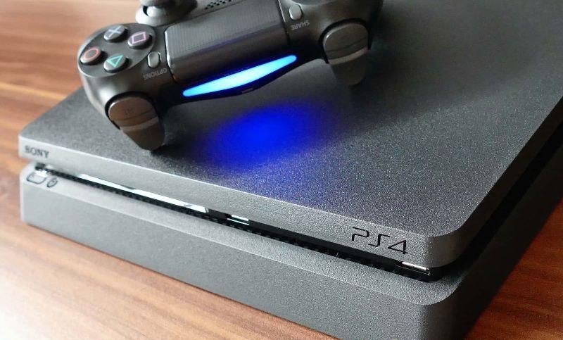 PS4 SLIM Desbloqueada  Firmware 5.55