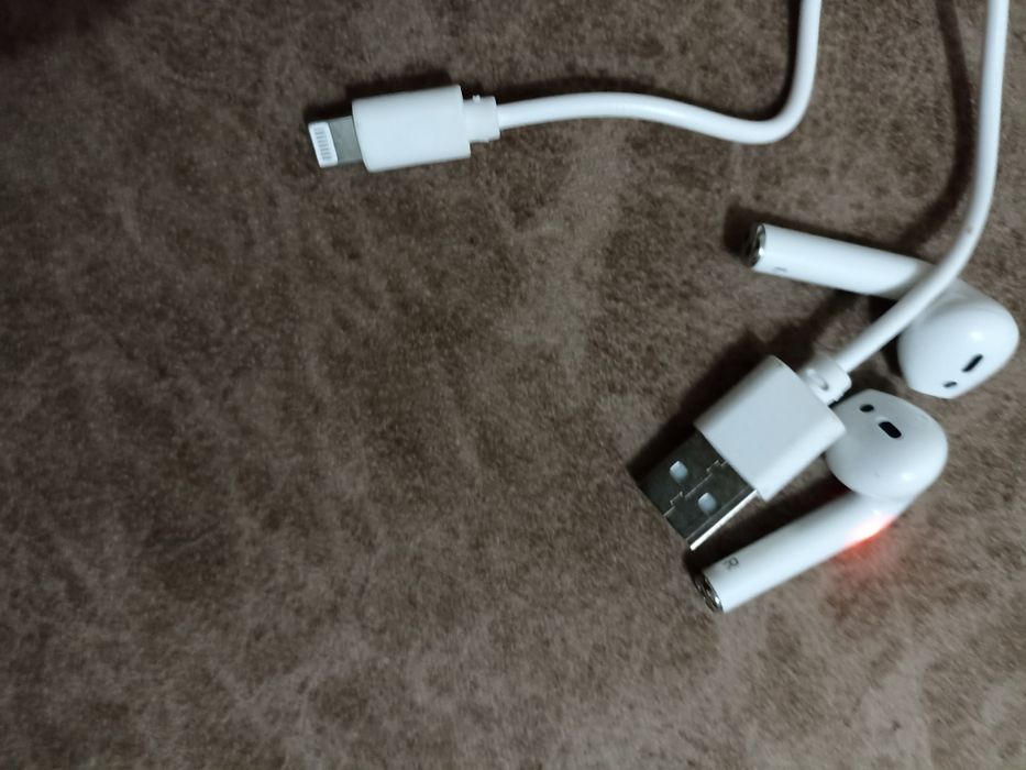 Аирподсы || 750 грн