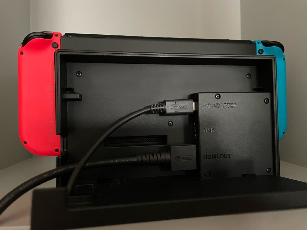 Nintendo Switch + kontroler