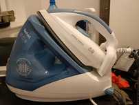 Tefal Stacja parowa żelazko Express Compact