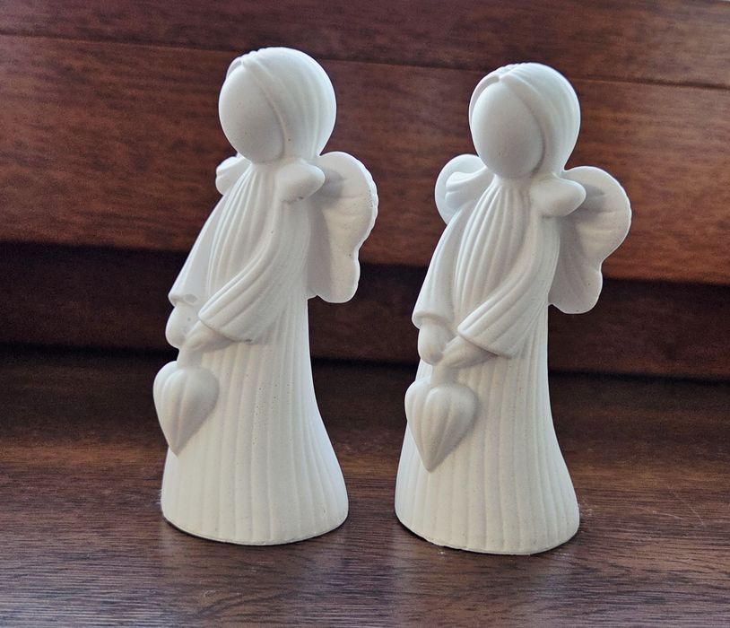 Aniołek z gipsu anioł gipsowy wysokość 9 cm