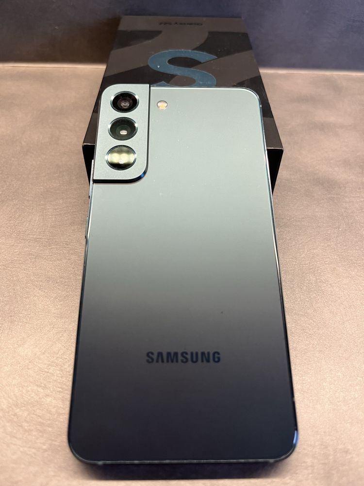 Samsung S22 stan bdb