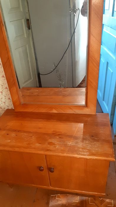 Мебель Винтаж   трюмо /стул/ без реставрации и др.мебель