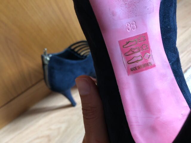 Sapatos salto alto, número 38/39