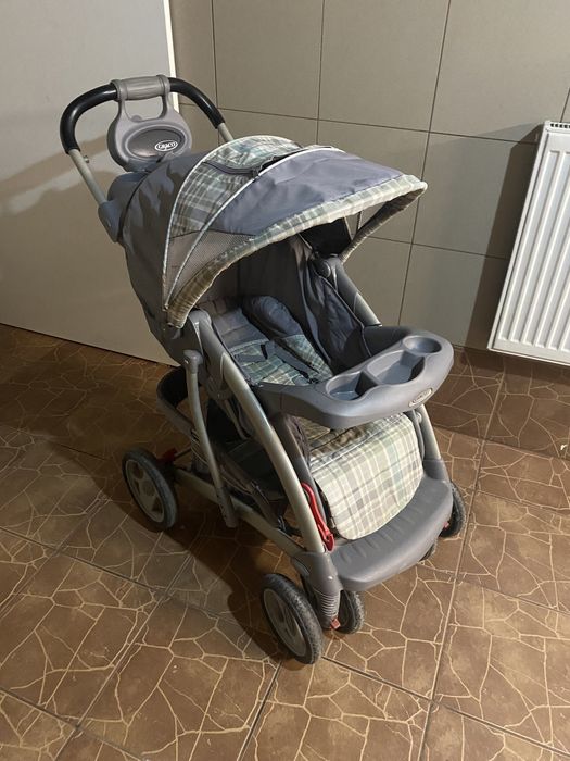 Wózek Graco skladany lekki z funkcja spania .