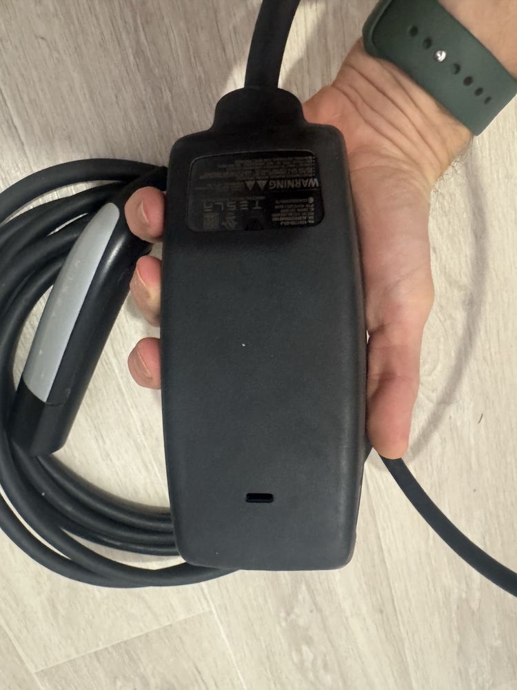 Оригінальна зарядка Tesla model Y,3,S,X 32ампера зарядка Тесла