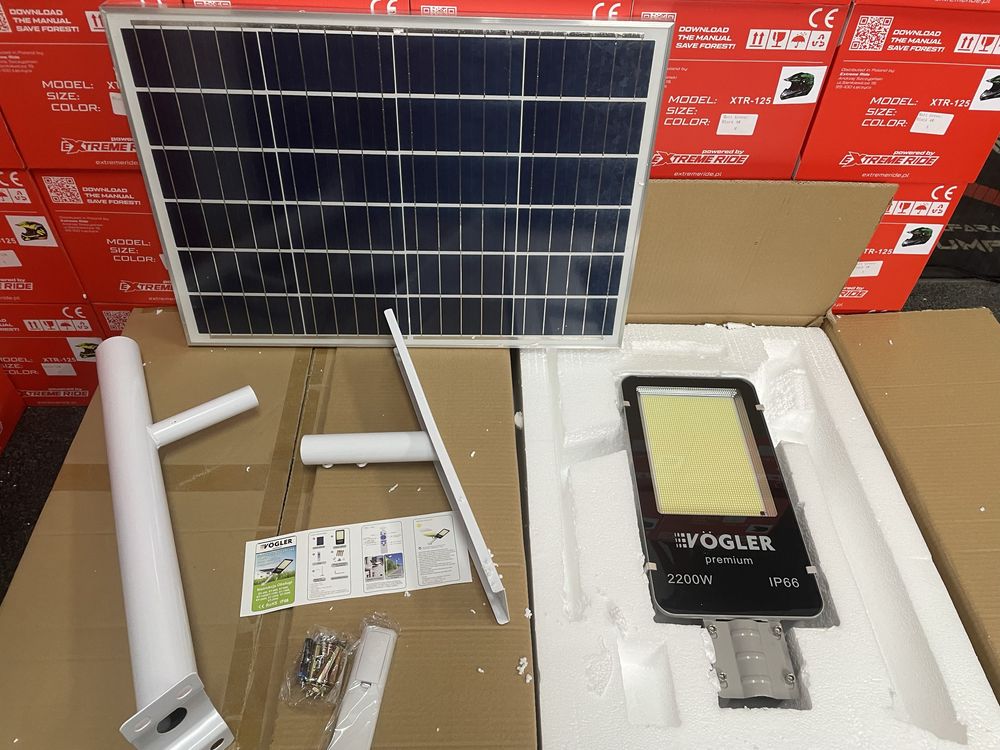 Lampa Solarna PREMIUM Uliczna VÖGLER GmBh wersja 2200 W, latarnia