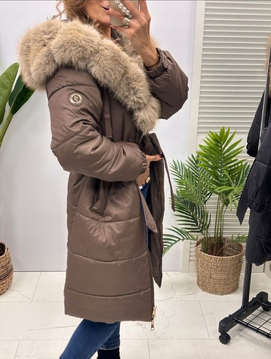 Ocieplany płaszczyk softy z futerkiem premium jesien zima Varlesca M L