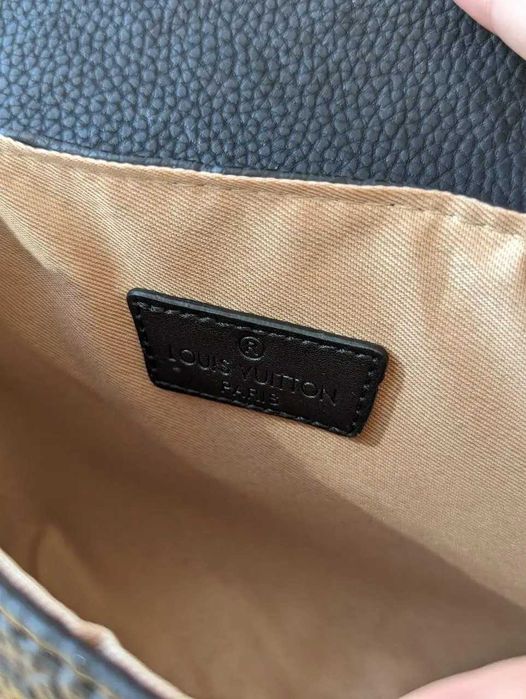 Люксовая женская сумочка через плечо Louis Vuitton черного цвета