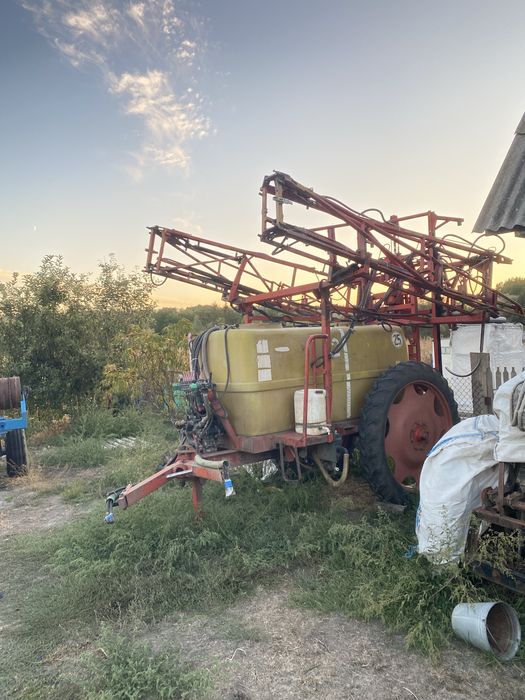 Оприскувач Rou 2500