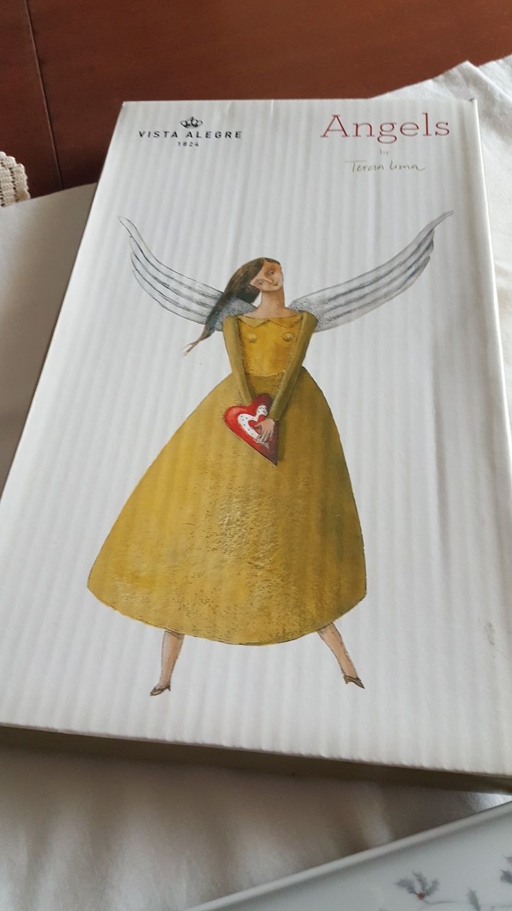 Travessa Vista Alegre coleção Angels