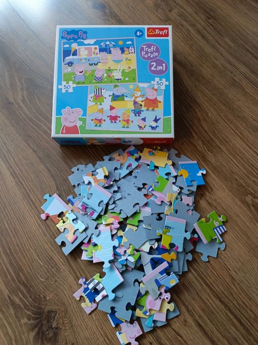 2 zestawy puzzli dla dzieci "Świnka Peppa" i "Trefliki"