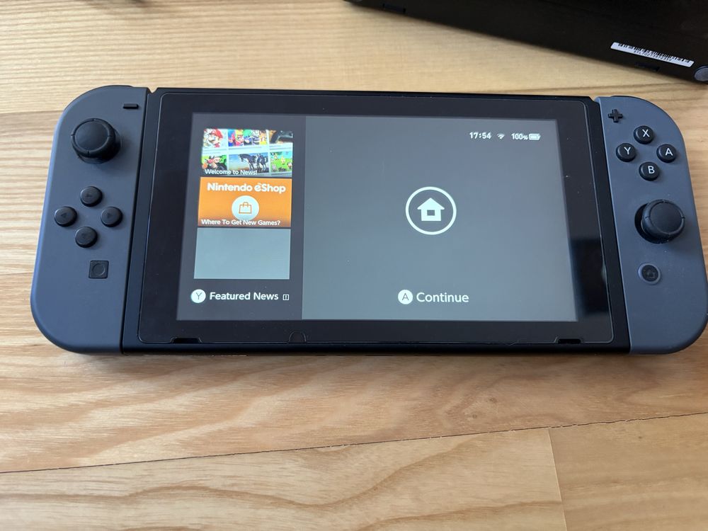 Nintendo Switch komplet + gry + karta SD + etui