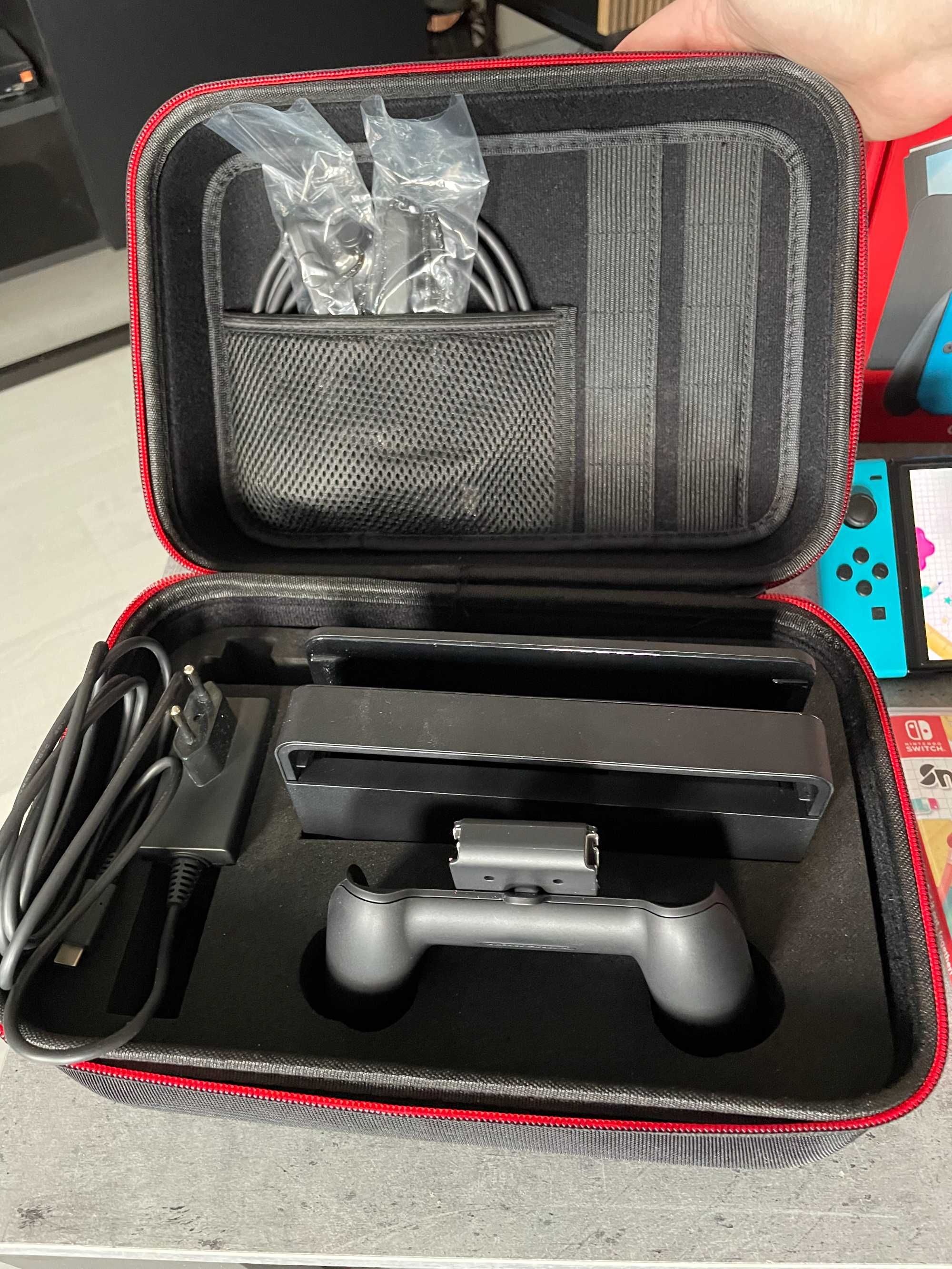 Nintendo Switch OLED + gra Snipperclips +case, etui, szkło mega zestaw