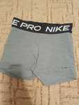 Szare Nike pro performance