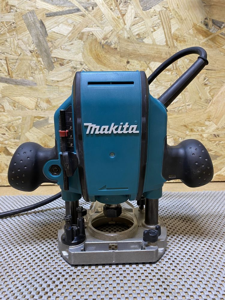 Фрезер електричний Makita RP0900