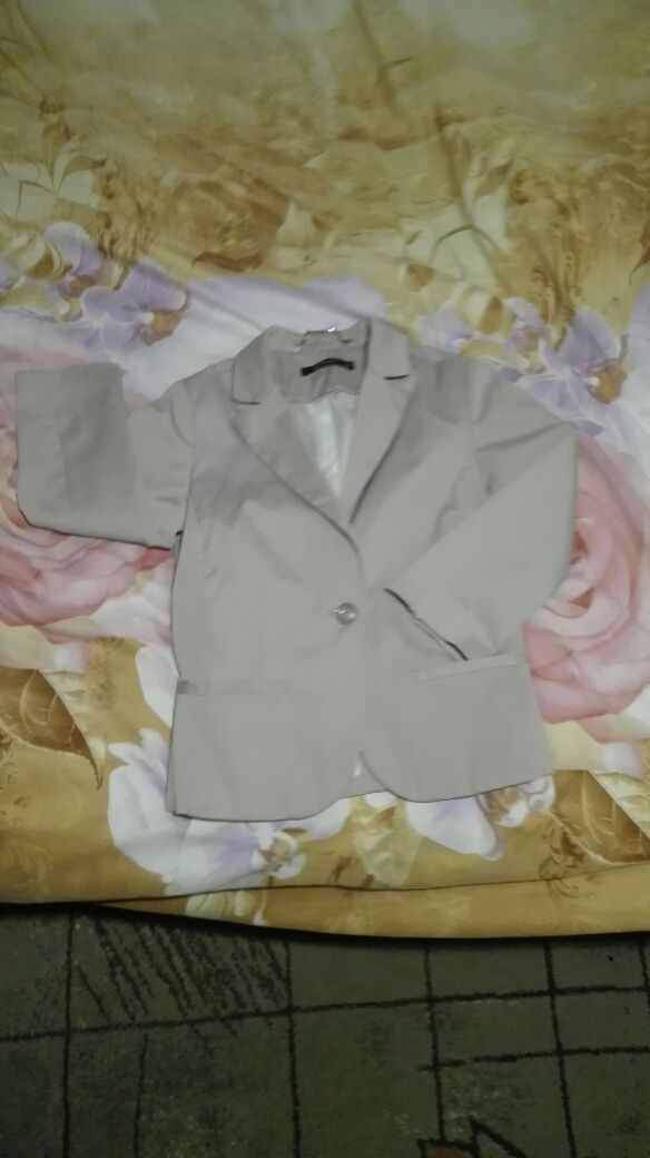 Żakiet Reserved rozmiar S