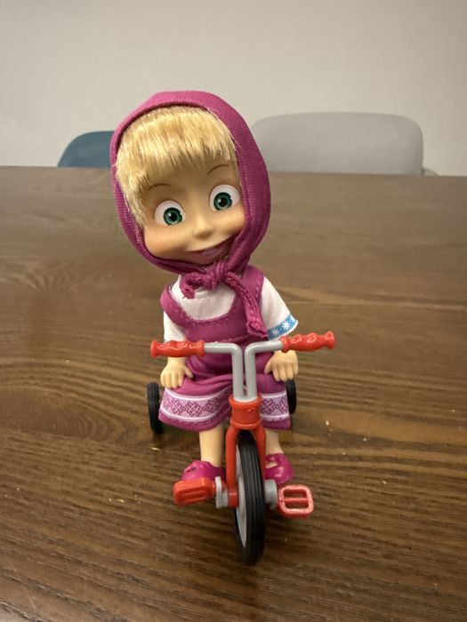 Boneca Masha e o Urso