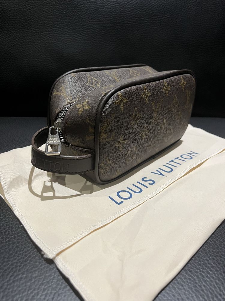 Bolsa homem - padrão Louis Vuitton
