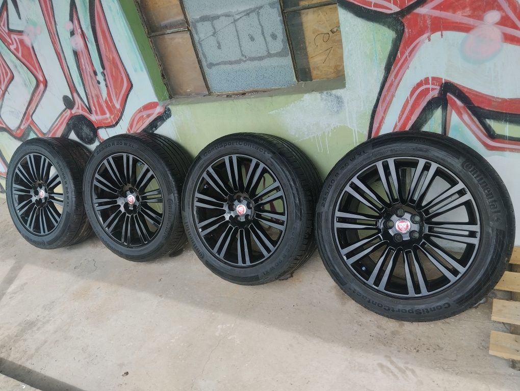Koła felgi Jaguar F-Pace et 45 R20 hk83-1007-jb