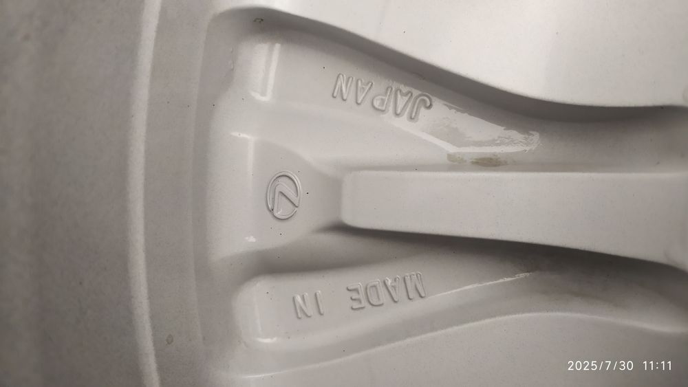 Продам колесо з диском Lexus