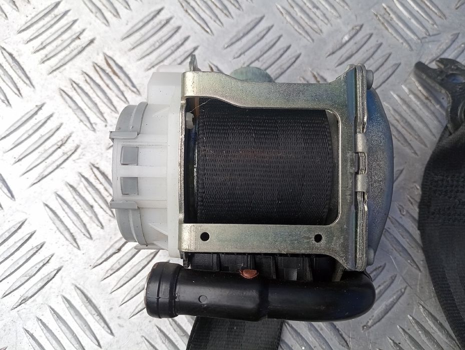 Ремень безпеки задній правий Porsche Cayenne 9Y0 Порш Каен Каєн Порше