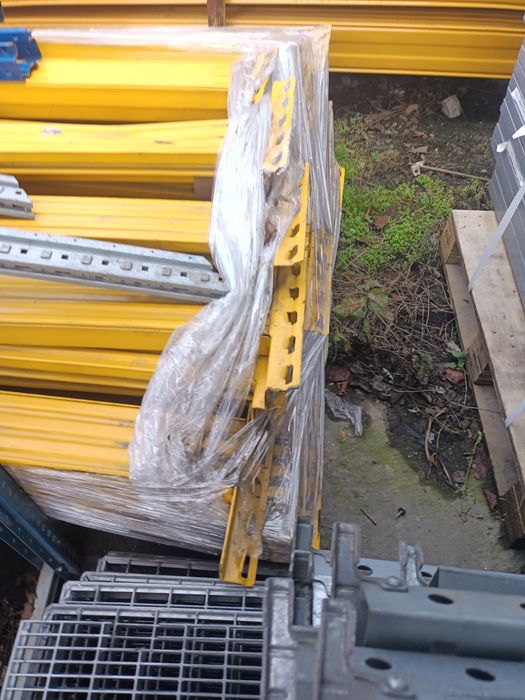 Trawers regały paletowe