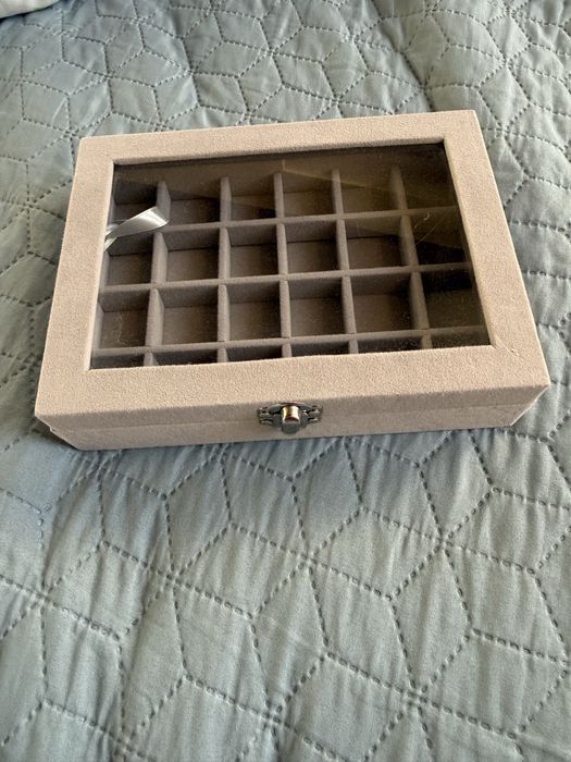 Pudełko na biżuterię