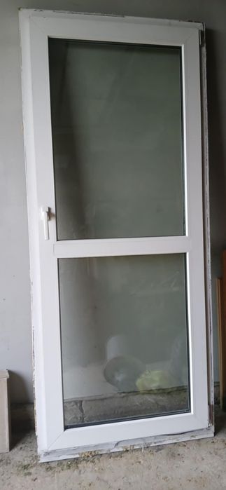 Okna i drzwi dwuszybowe używane