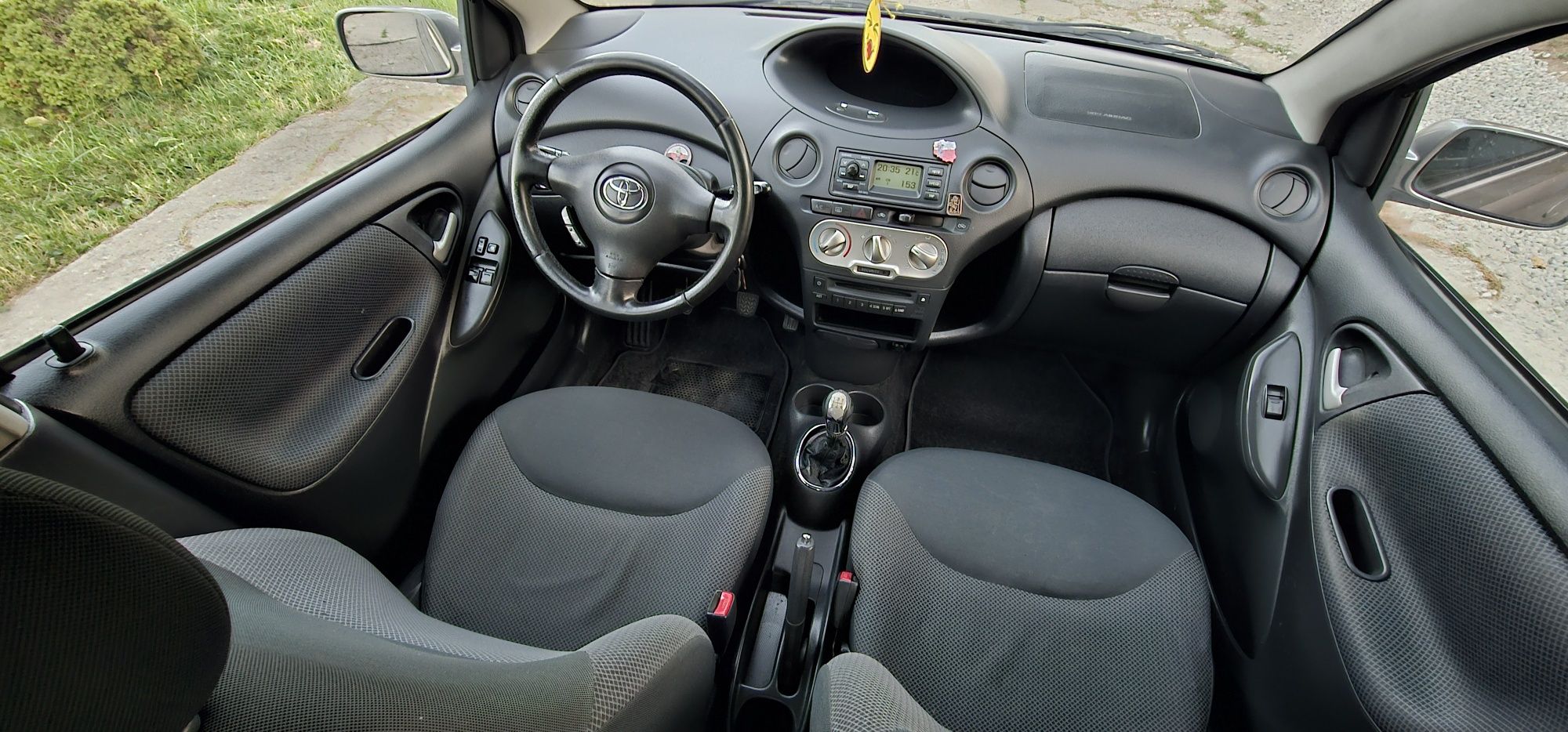 Ładna toyota Yaris 1.4 d4d ! Tylko 4l na 100km zero rdzy! Okazja!
