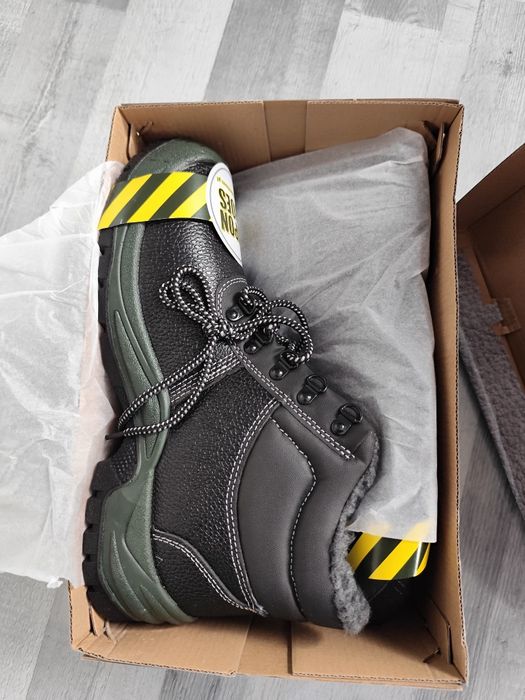 Buty robocze 45 r zimowe