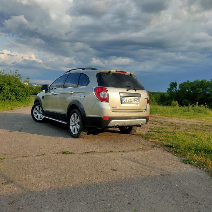 Chevrolet Captiva 2.0 4x4 , 7 місць