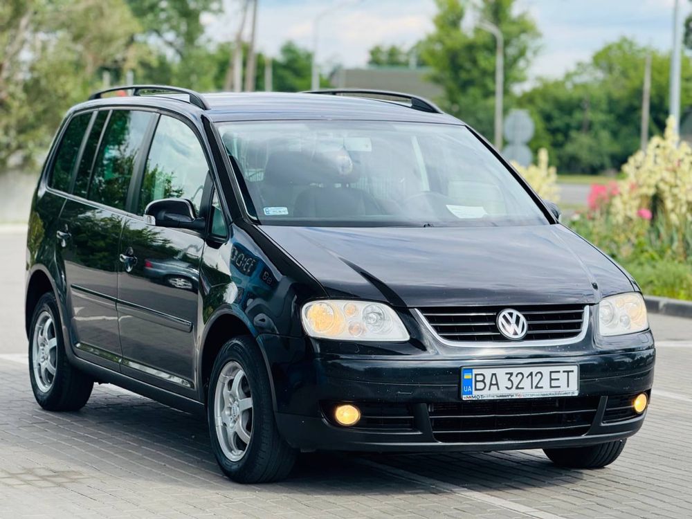 Volkswagen Touran 2.0 дизель автомат