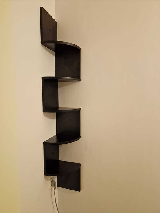 Loftowa narożna dekoracja ścienna czarna kwietnik z 5 poziomami