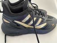 Adidas pretos e dourado ZX 2K Boost 2.0