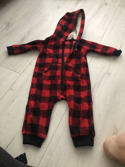 Комбінезон на дівчинку