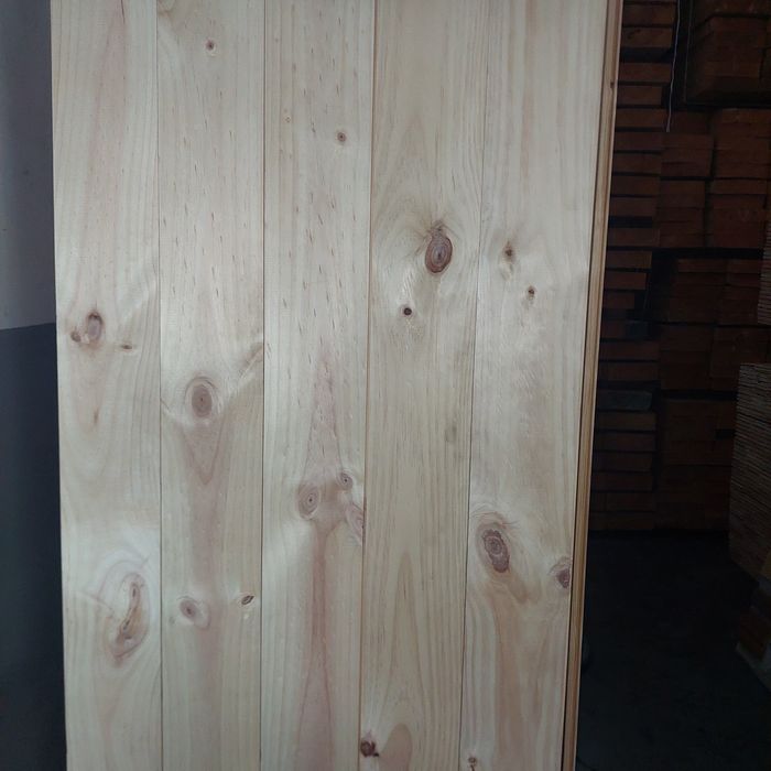 Soalho Pinho do Chile