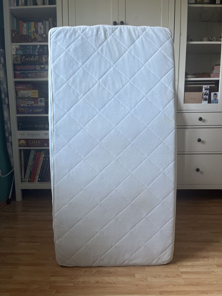 Dziecięce łóżeczko IKEA 120x60 cm