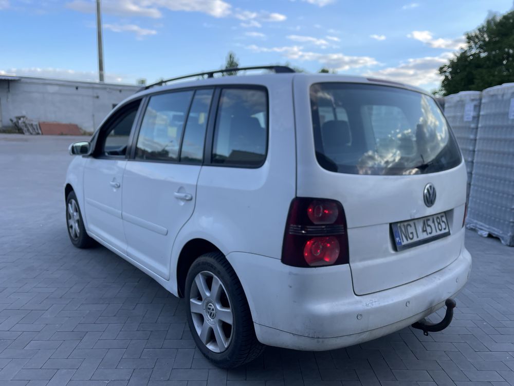 Volkswagen Touran 1.9tdi, hak