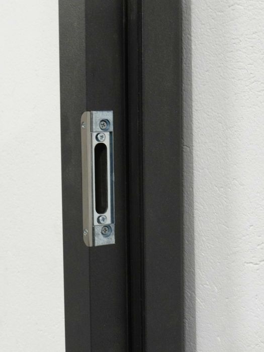 Drzwi zewnętrzne + okucia Liberto 13B 90 P antracyt 1.2W/m²K