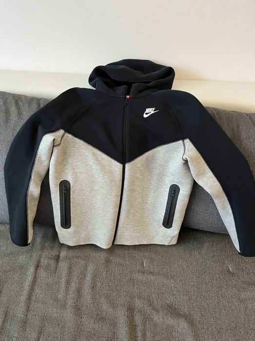 Bluza Nike Tech Fleece 158-170 na 11-12lat