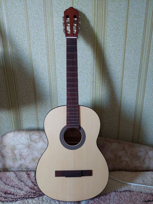 Классическая гитара Cort AC100 OP