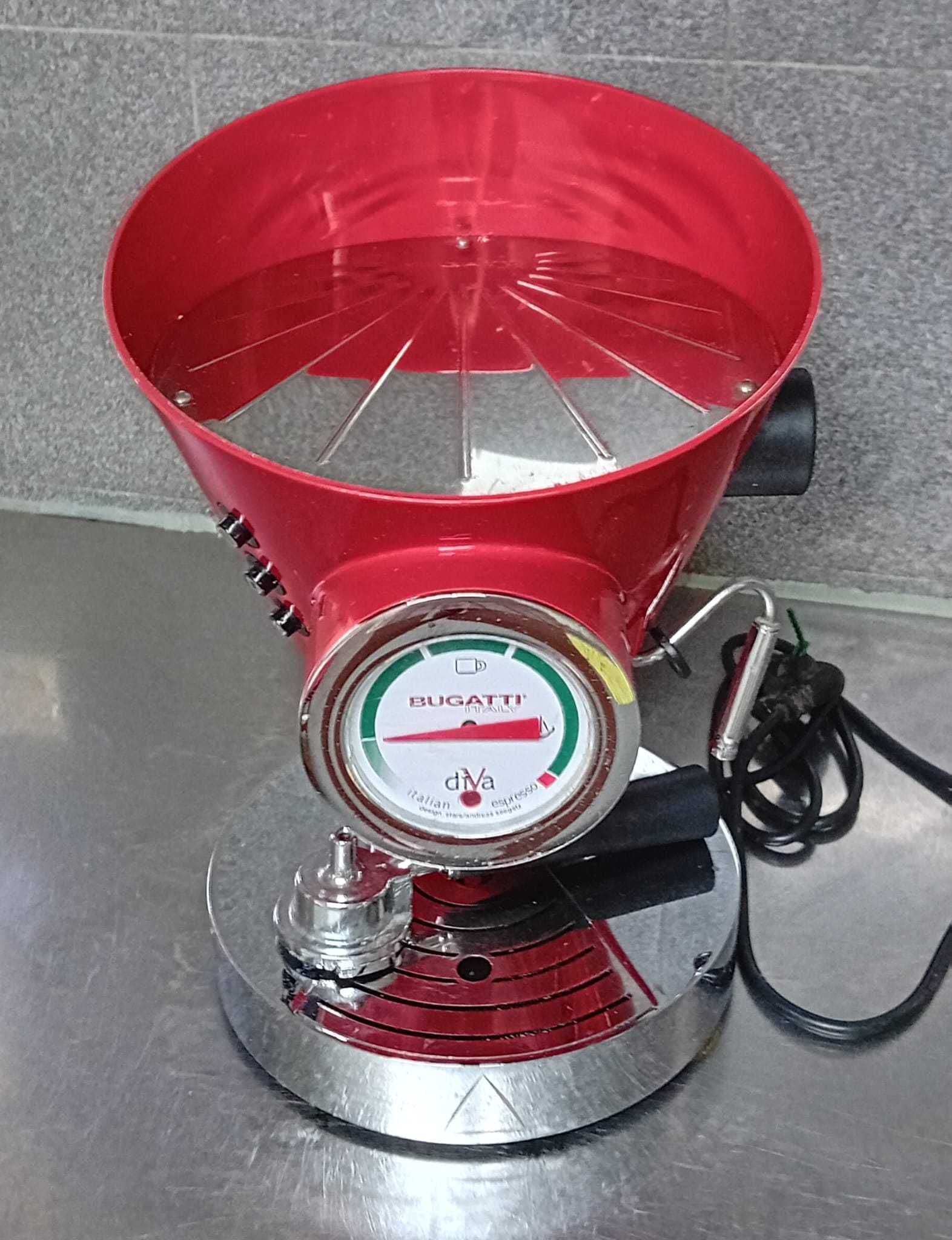 Máquina de café Bugatti de colecionador