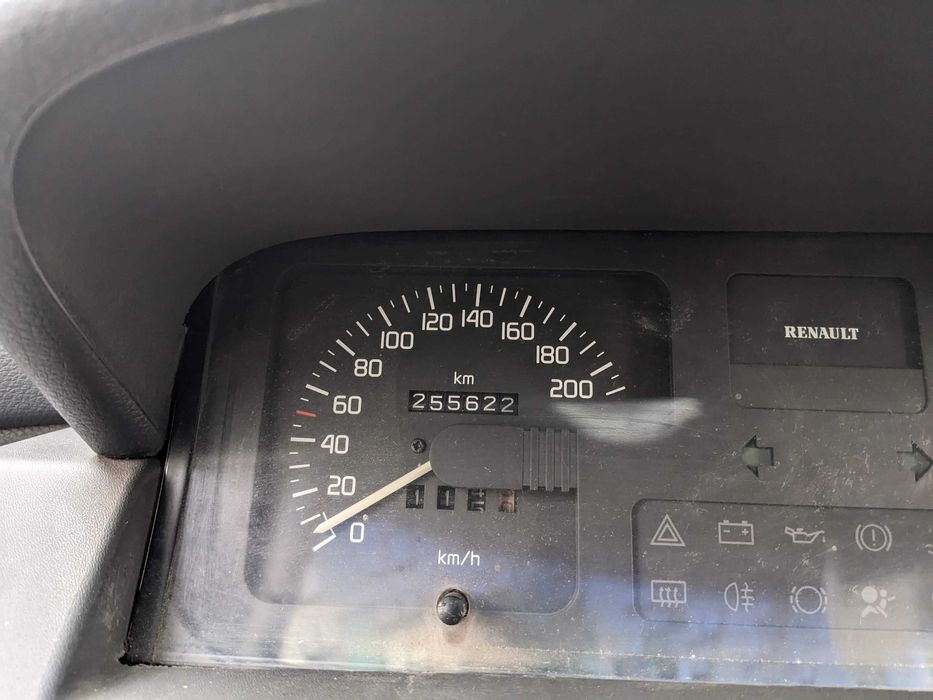 продам рено клио 1