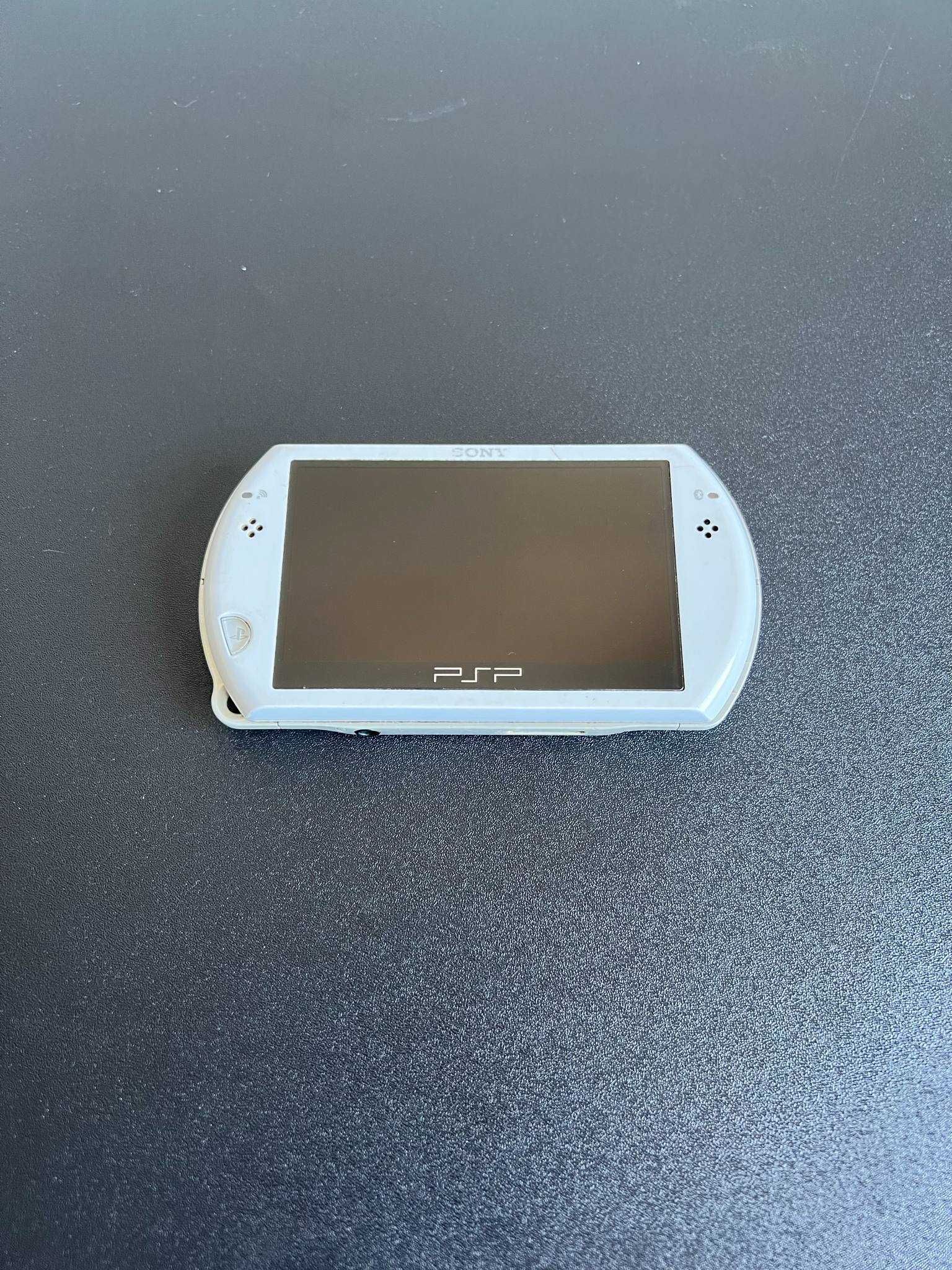 Sony PlayStation Portable Go Branca com 100+ Jogos