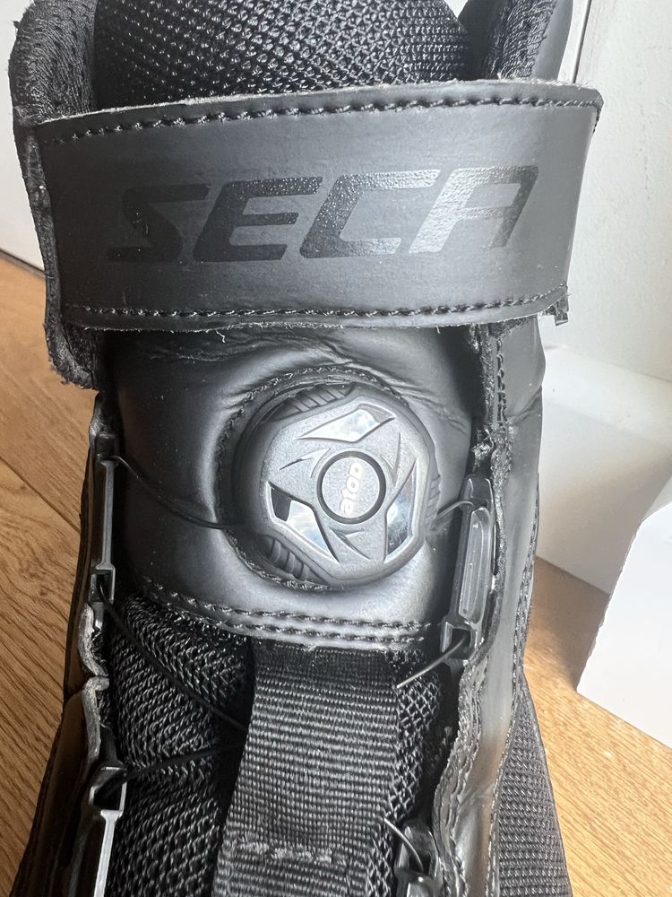 Buty motocyklowe SECA Apex Pro Black – rozmiar 45 – jak nowe