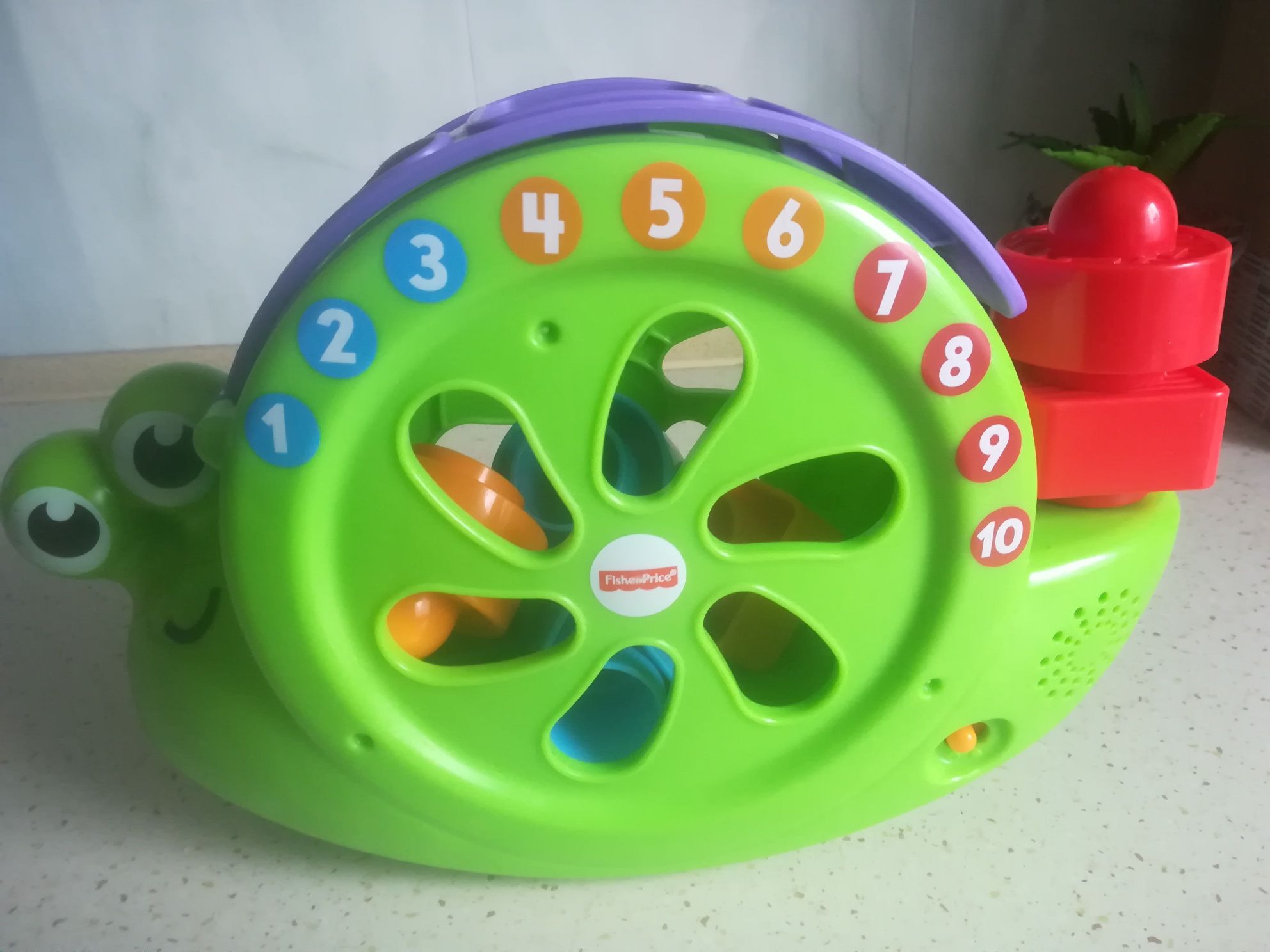 Fisher-Price Śpiewający Ślimak Sorter zabawka